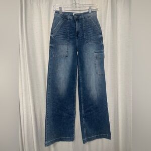 Risen Wide Leg cargo style pockets size 7/28